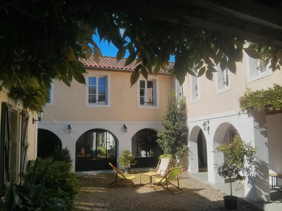 De l'Autre Côté Bed and Breakfast Garlin Buitenkant foto