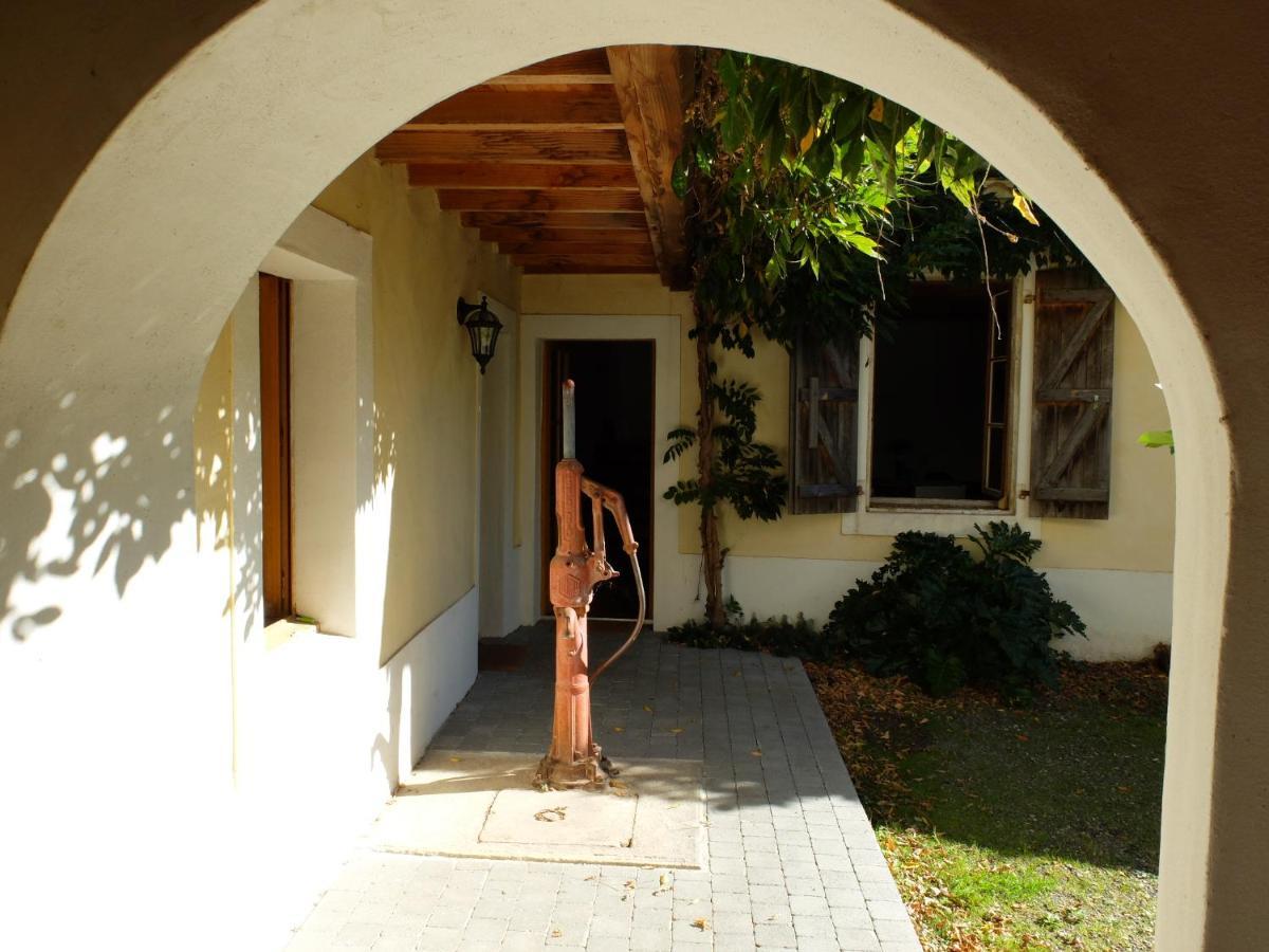 De l'Autre Côté Bed and Breakfast Garlin Buitenkant foto